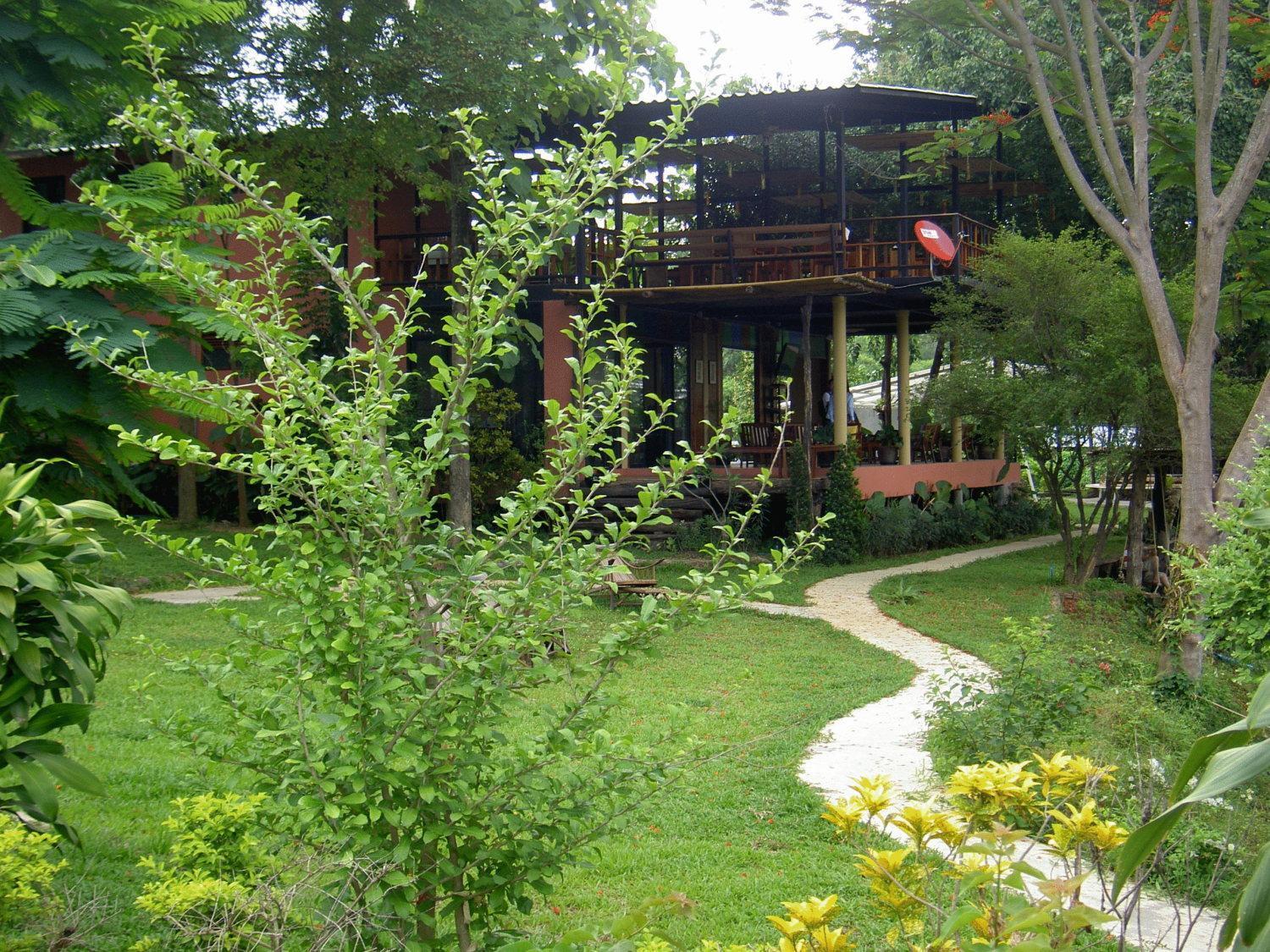 Boutique Raft Resort, River Kwai Сайок Экстерьер фото
