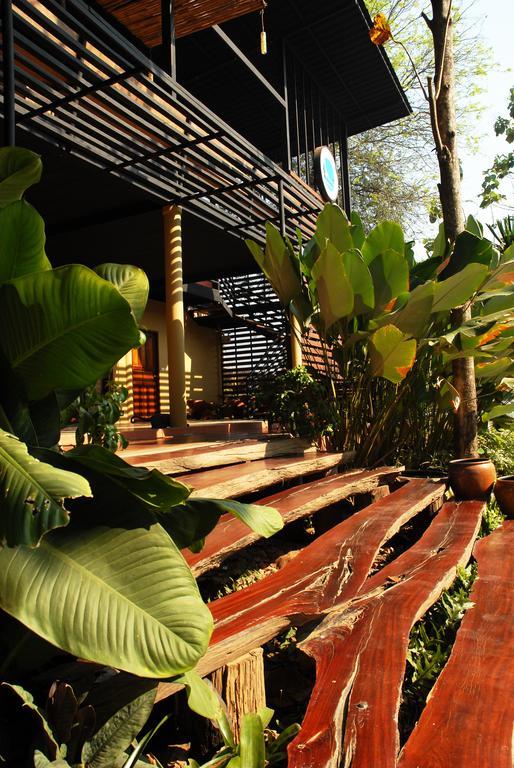 Boutique Raft Resort, River Kwai Сайок Экстерьер фото